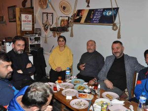 Öğretim Üyesinden Örnek Davranış