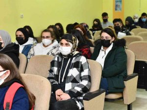 Başkan Kanar Öğrencilerle Bir Araya Geldi