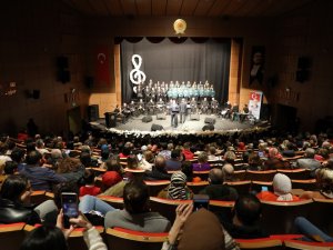 İ̇lkadım Thm Korosu’ndan Türkü Ziyafeti