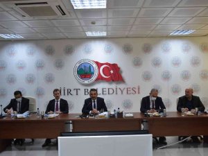 Siirt’te ’Fıstıkçılar Sitesi’ Ve ’Fıstık Ticaret Borsası’ İçin İlk Adımlar Atıldı