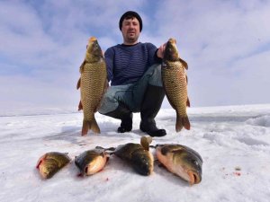 Nazik Gölü’nde Eskimo Usulü Balık Avı