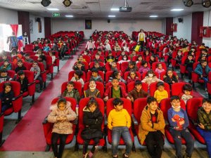 Diyarbakır’da Öğrencilere Çevre Temizliği Eğitimi