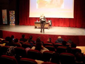 Çocuklarda Sağlıklı Beslenme Ve Spor Konferansı