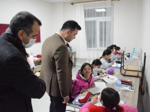 Yedisu Kaymakamı Kaya, Öğrencilerle Vakit Geçirdi