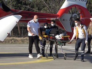 Beyin Kanaması Geçiren Hastanın Yardımına Ambulans Helikopter Yetişti