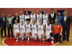 Menekşeler Galibiyete İnandı