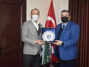 Kırkağaç Belediyesi İle Hizmet İ̇ş Sendikası Ek Protokol İmzaladı