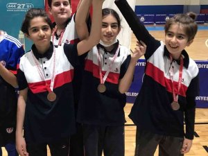 Sanko Okulları Öğrencileri Masa Tenisinde İl Dördüncüsü Oldu