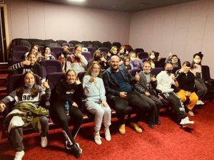 Canik’teki Genç Tiyatrocuların Oyun Heyecanı