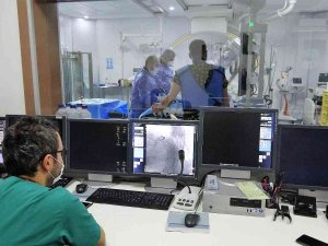 Covid-19 Hastasına Kalıcı Kalp Pilli Takıldı