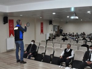 Aile Ve Sosyal Hizmetler İ̇l Müdürlüğü Personeline Afet Farkındalık Eğitimi