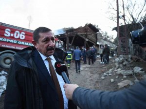 Başkan Vidinlioğlu: “Yangından Zarar Gören Ailelerimizin Kısa Sürede Yaraları Sarılacak”