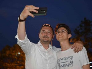 Üniversite Adayı Gençlere Sınav Ücreti Desteği