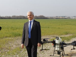 Dronlar Bu Defa Yabancı Otlarla Mücadele İçin Havalandı