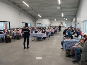 Anne Ve Anne Adaylarına Narkotik Eğitimi Verildi