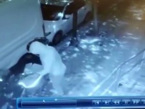 Zeytinburnu’nda 30 Bin Tl’lik Motosikleti Saniyeler İçinde Çaldı