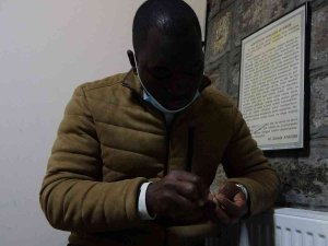 Binlerce Kilometre Yoldan Gelip Trabzon’da Kazaziye Sanatının İnceliklerini Öğreniyor