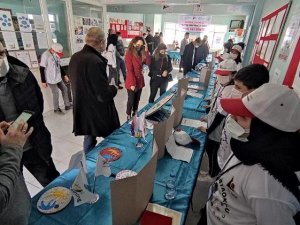 Gediz Altınkent Ortaokulu’nda Bilim Fuarı