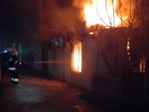 Milas Gençlikspor Kulübü’nde Çıkan Yangında Maddi Hasar Meydana Geldi
