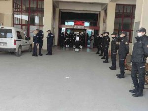 Görevi Başında Rahatsızlanıp Ölen Polis Memuru Dualarla Memleketi Şanlıurfa’ya Gönderildi