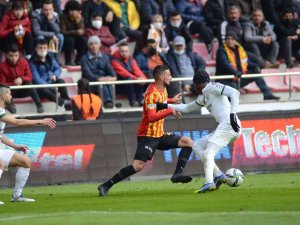 Spor Toto Süper Lig: Kayserispor: 2 - Gzt Giresunspor: 0 (İ̇lk Yarı)