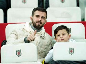 Spor Toto Süper Lig: Beşiktaş: 0 - Altay: 0 (Maç Devam Ediyor)