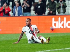 Spor Toto Süper Lig: Beşiktaş: 0 - Altay: 0 (İ̇lk Yarı)