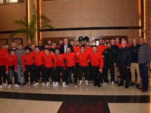 Başkan Bakkalcıoğlu, Bozüyük Vitra Spor Futbolcuları İle Bir Araya Geldi