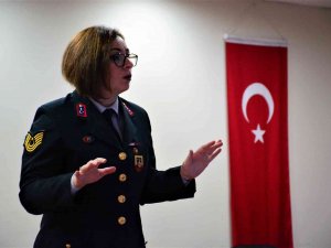 Kocaeli’de Kadınlara Hakları Anlatıldı