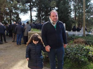 Cenaze Taşıyan Yolcu Otobüsünde Ölen 3 Kişi Toprağa Verildi