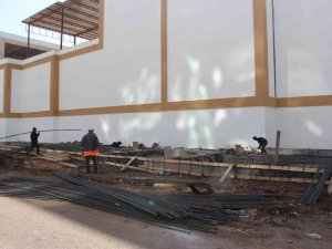 Diyarbakır’da Bir Avm Mevzuat Dışı Jeneratör Ve Trafo Yeri Yapmak İsteyince Site Sakinleri Ayağa Kalktı