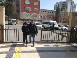 Şanlıurfa’da Birçok Sabıkası Bulunan Ve 6 Hırsızlık Olayından Aranan Çocuk Yakalandı