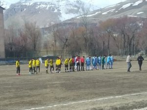 Çekişmeli Maç 3-3 Berabere Bitti