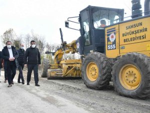 30 Mahalleyi Birbirine Bağlayan Yol Yenileniyor
