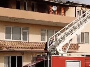 Yalova’da Korkutan Çatı Yangını