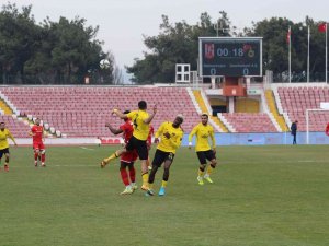Spor Toto 1. Lig: Balıkesirspor: 1 - İ̇stanbulspor: 3