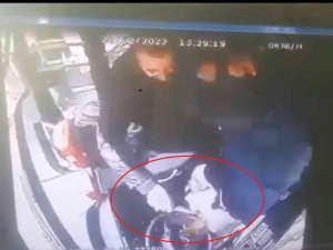 Biletsiz Yolcuları Engellemek İsteyen Halk Otobüsü Şoförüne Bıçaklı Saldırı