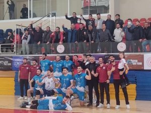 Develi Belediyespor Set Vermeden Kazandı