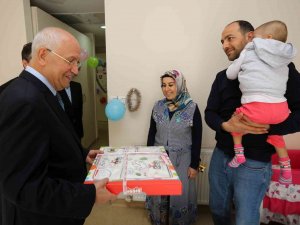 7 Bin 120 Bebeğe Doğum Hediyesi