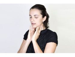 Op. Dr. Güvener: "Boğaz Ağrısı Birçok Rahatsızlığın Belirtisi..."