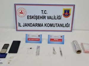 Yabancı Uyruklu Şahsın Evinde Uyuşturucu Madde Ele Geçirildi