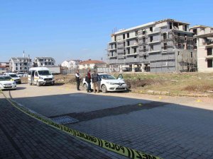 Sokak Ortasında Eski Ortağını Vurdu