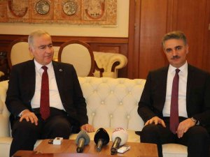 Bakan Yardımcısı Ergüneş, Vali Baruş’u Ziyaret Etti