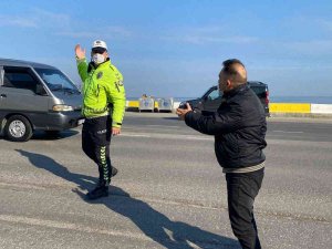 Ceza Yememek İçin Cam Filmini Söktü