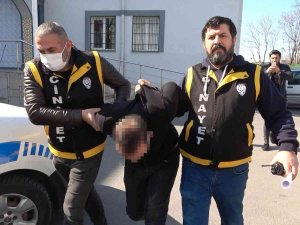 Bursa’da İmamı Bıçaklayan Şüpheli Adliyeye Sevk Edildi