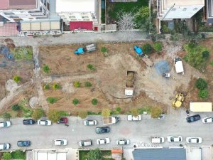 Didim 8 Mart Dünya Emekçi Kadınlar Parkı Yenileniyor