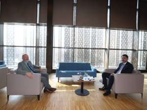 Bakan Kurum, İ̇ngiltere’nin Ankara Büyükelçisi Chilcott İle Görüştü