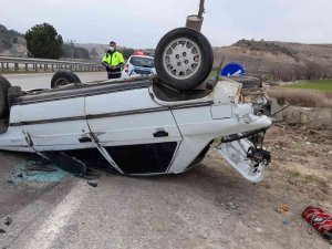 Adıyaman’da İki Otomobil Çarpıştı: 4 Yaralı