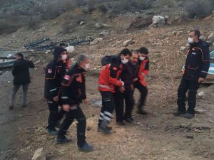 Arazide Rahatsızlanan Çobana Afad Ekibi Ulaştı