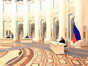 Rusya Devlet Başkanı Putin, Donetsk Ve Luhansk’ın Bağımsızlığını Tanıdı